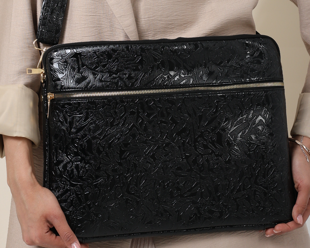 SLEEK Black Laptop Sleeve